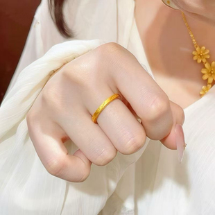 极细2mm小雏菊情侣对戒小众轻奢闭口沙金戒指纪念意义送女友闺蜜