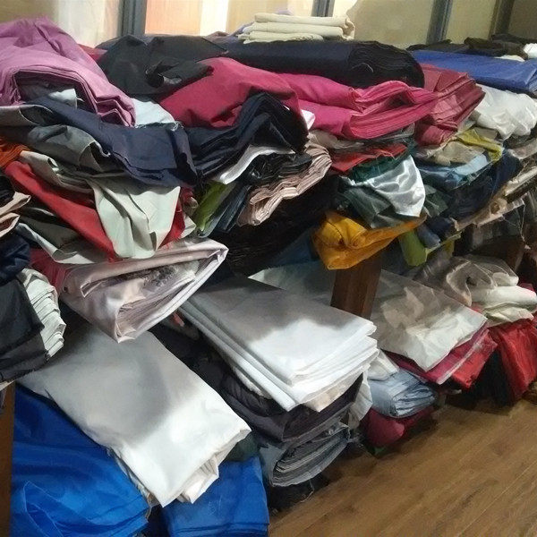 服装工厂清仓 服装面料布料论斤称卖零布地摊布练习布练手布