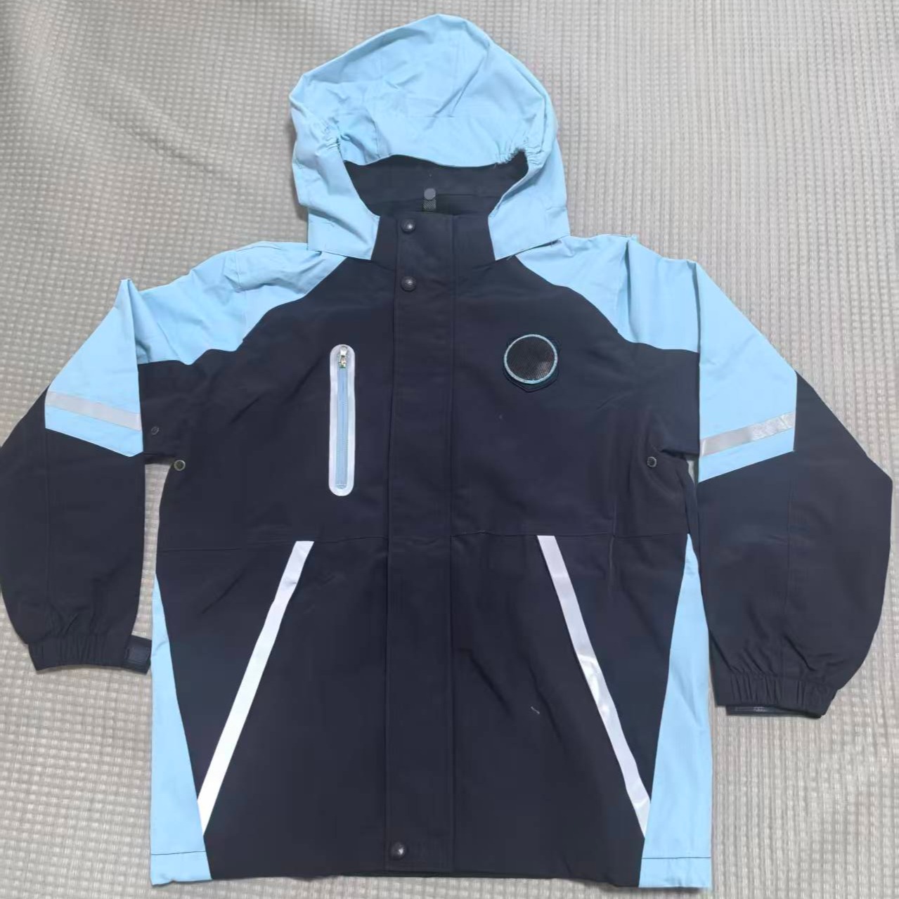 现货（无锡市新吴区新吴实验小学 ）冬季运动装冲锋衣校服面子