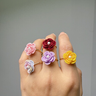 微钩山茶花戒指女新款甜美爱心戒指成品纯手工钩织80号蕾丝线钩织