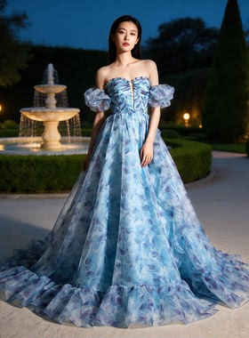 蓝色碎花晚礼服出租轻奢高端宴会高定成人毕业新娘订婚敬酒服写真