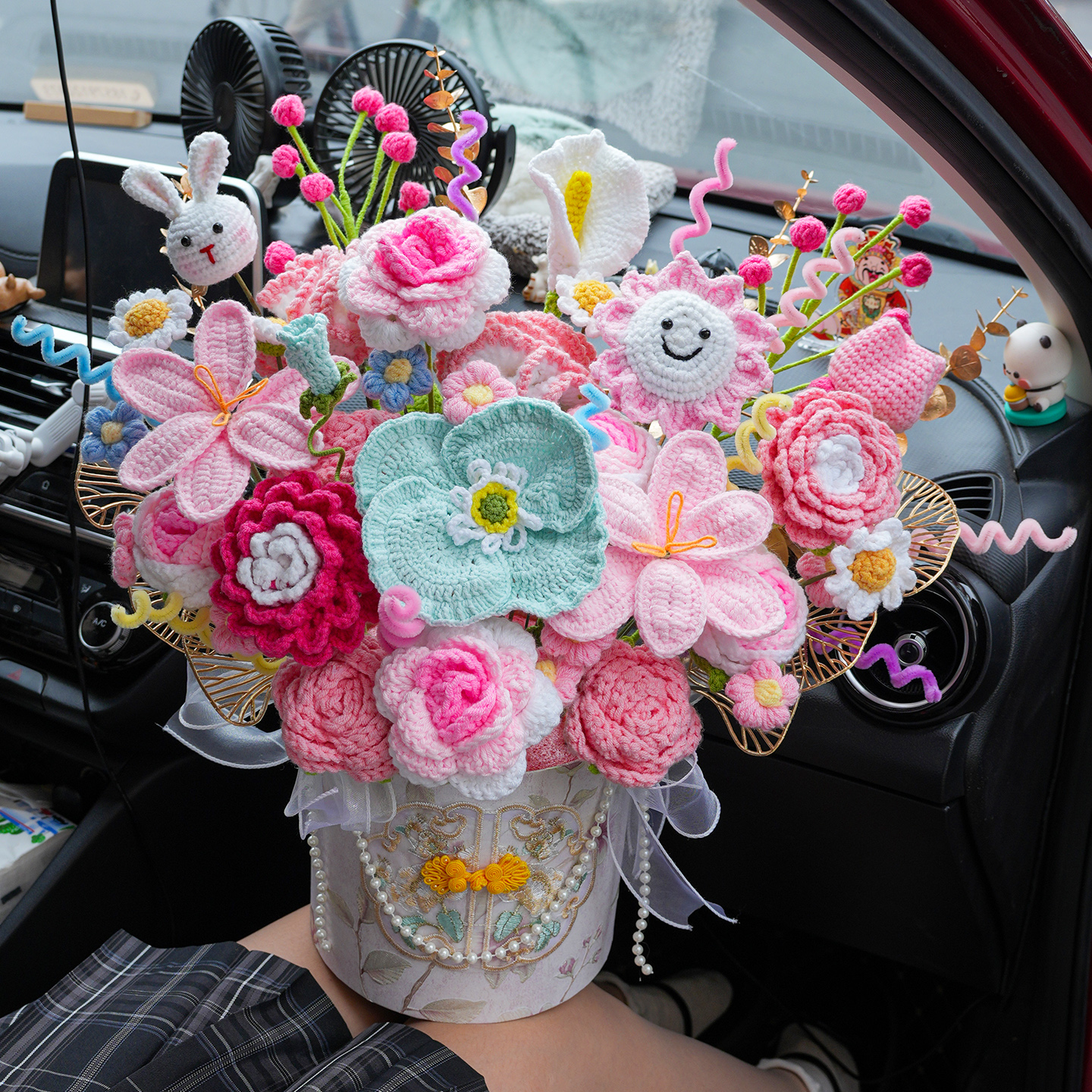 乔迁之喜新居搬家生日礼物手工针织向日葵玫瑰毛线花束抱抱桶成品