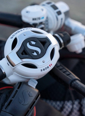 Scubapro MK25 EVO/S620 Ti新款白色钛合金呼吸调节器赠R105
