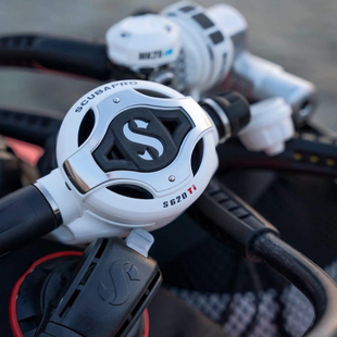 Scubapro MK25 EVO/S620 Ti新款白色钛合金呼吸调节器赠R105