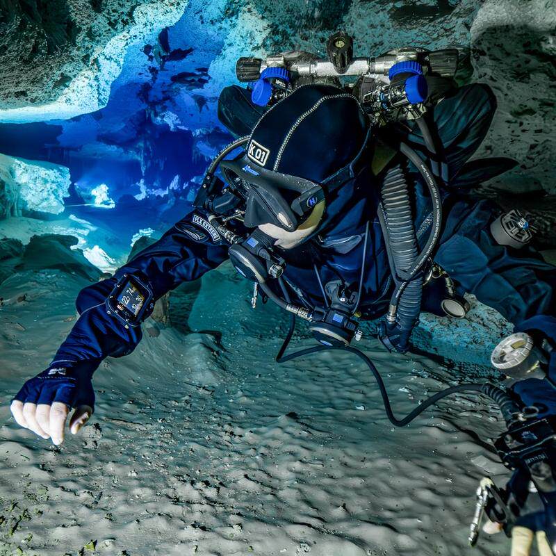 Halcyon Symbios HUD抬头显示潜水电脑表水肺自由潜腕式手表