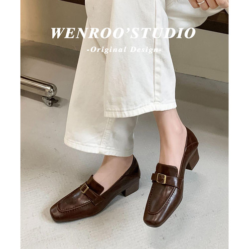 英伦风皮带扣粗跟乐福鞋女2026春