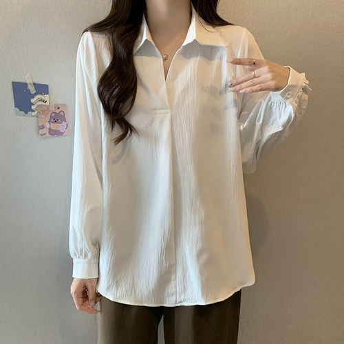 大码女装遮肚上衣女春装宽松减龄显瘦胖妹妹mm洋气减龄V领衬衫潮