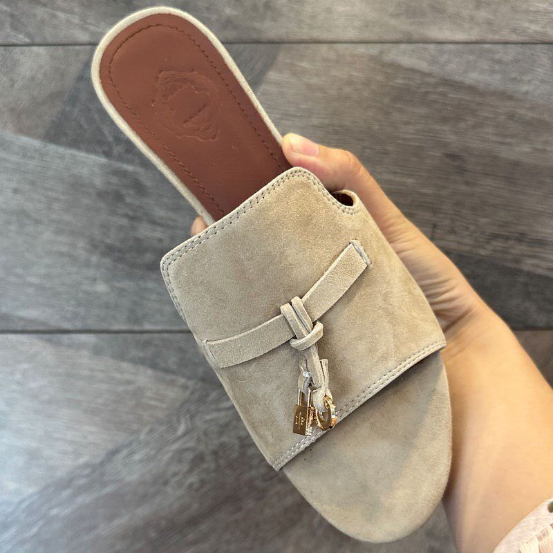 欧洲站羊皮鱼嘴半托夏季凉鞋拖女夏外穿精致不累脚穿裙子搭配的鞋