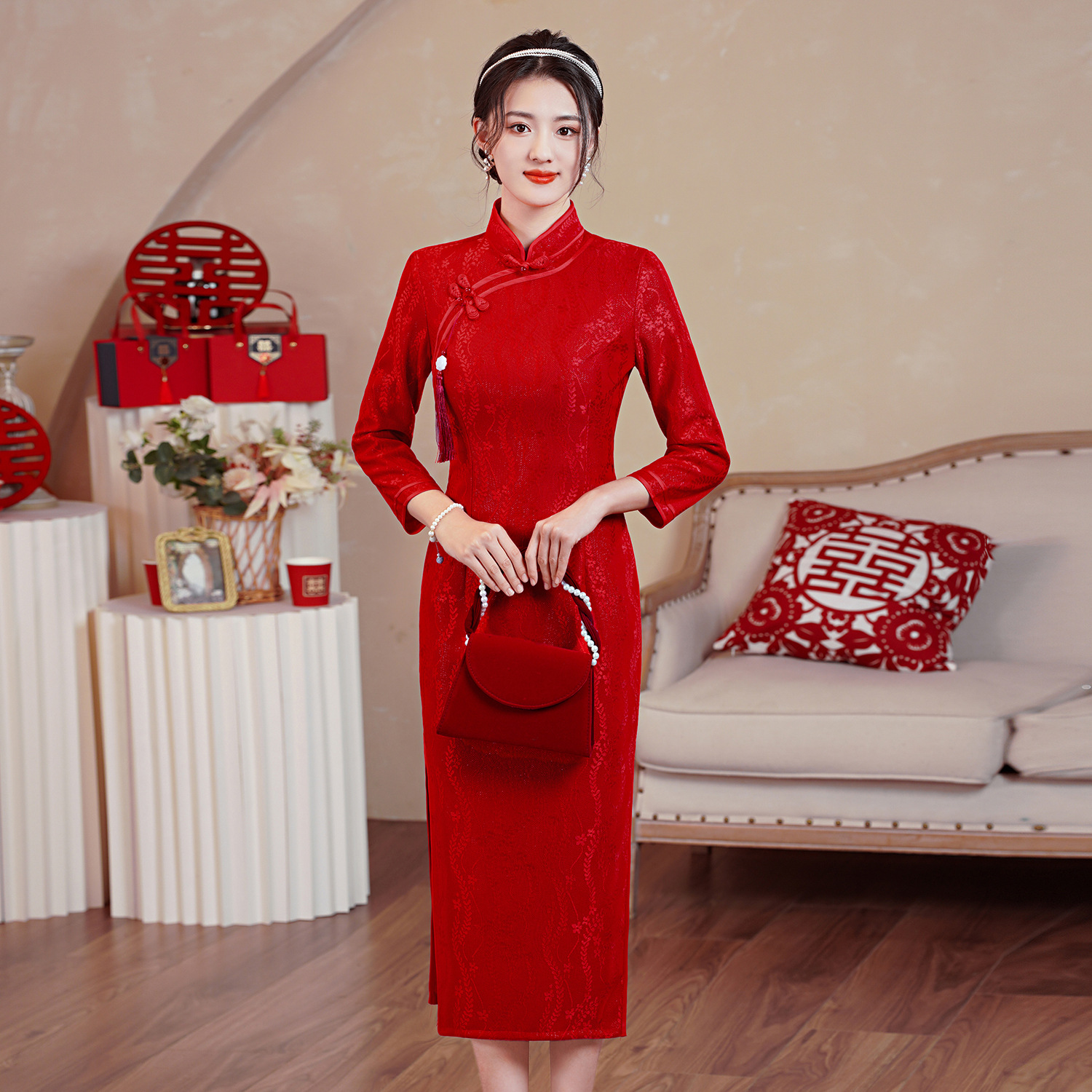 秋冬红色中国风旗袍敬酒服