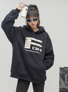 ONE PASS 380g重磅磨损字母加绒连帽卫衣女春季新款宽松情侣上衣