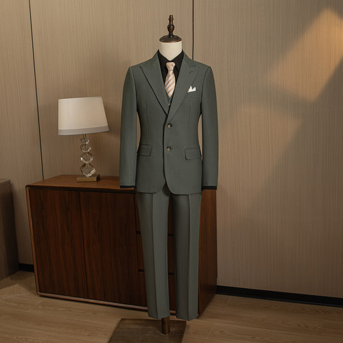 2026秋冬新款结婚礼服二粒扣西装男套装三件套正装LJTX288-P235
