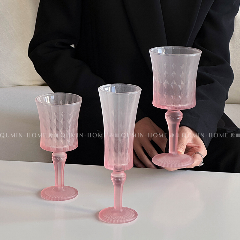 渐变粉少女爱丽丝钻玻璃杯高脚杯