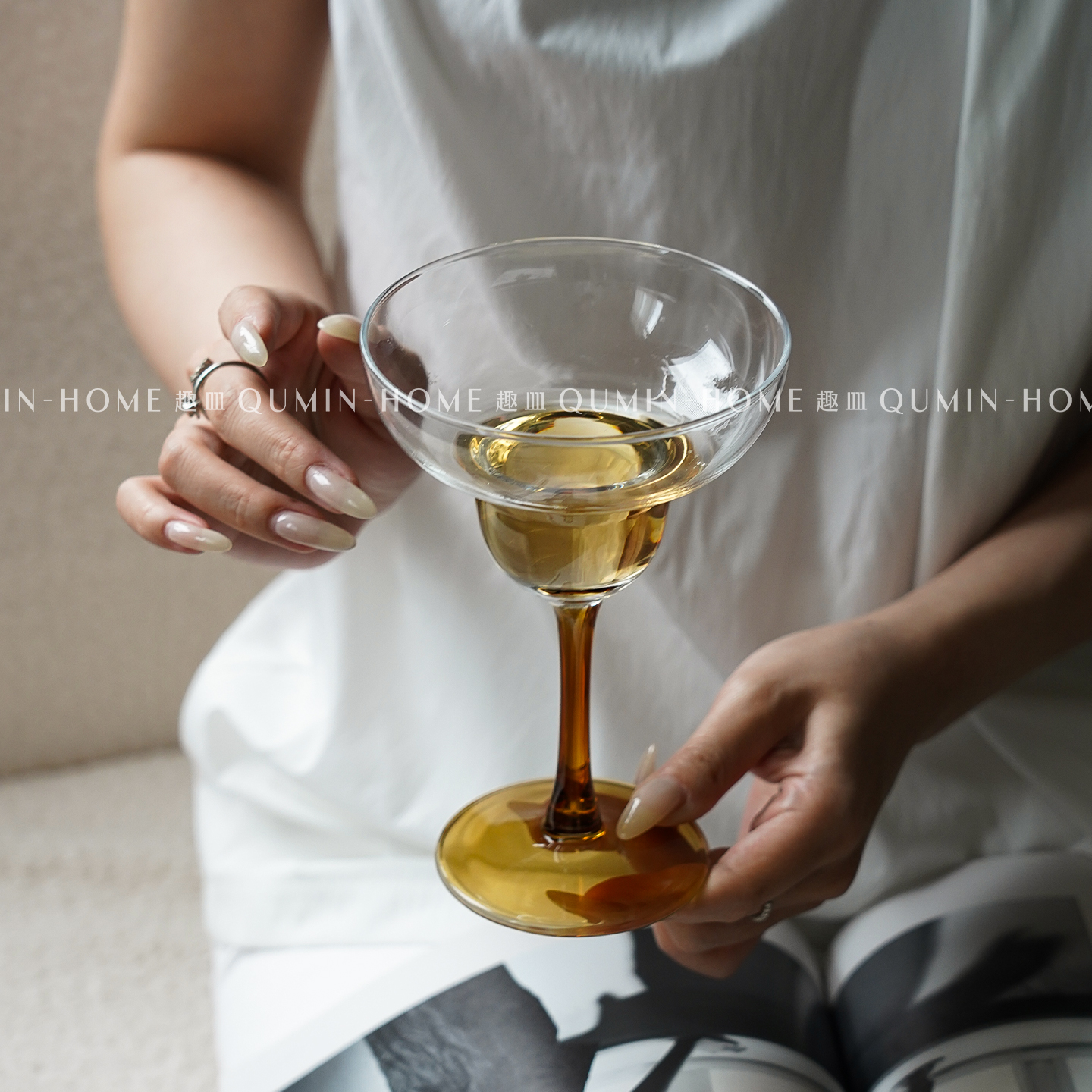 趣皿欧式创意玻璃杯子高脚杯鸡尾酒杯马天尼调酒杯清吧特调特饮杯