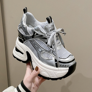 运动休闲鞋女2026新款春款内增高女鞋百搭松糕鞋子厚底老爹鞋女款