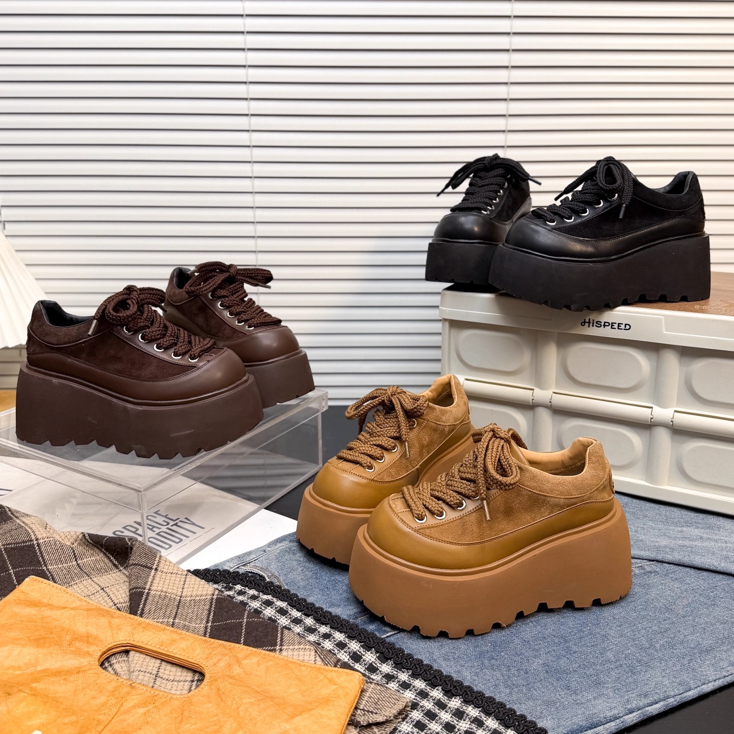 日本OFFCAT磨砂牛皮厚底松糕小皮鞋女2025冬季加绒系带休闲勃肯鞋