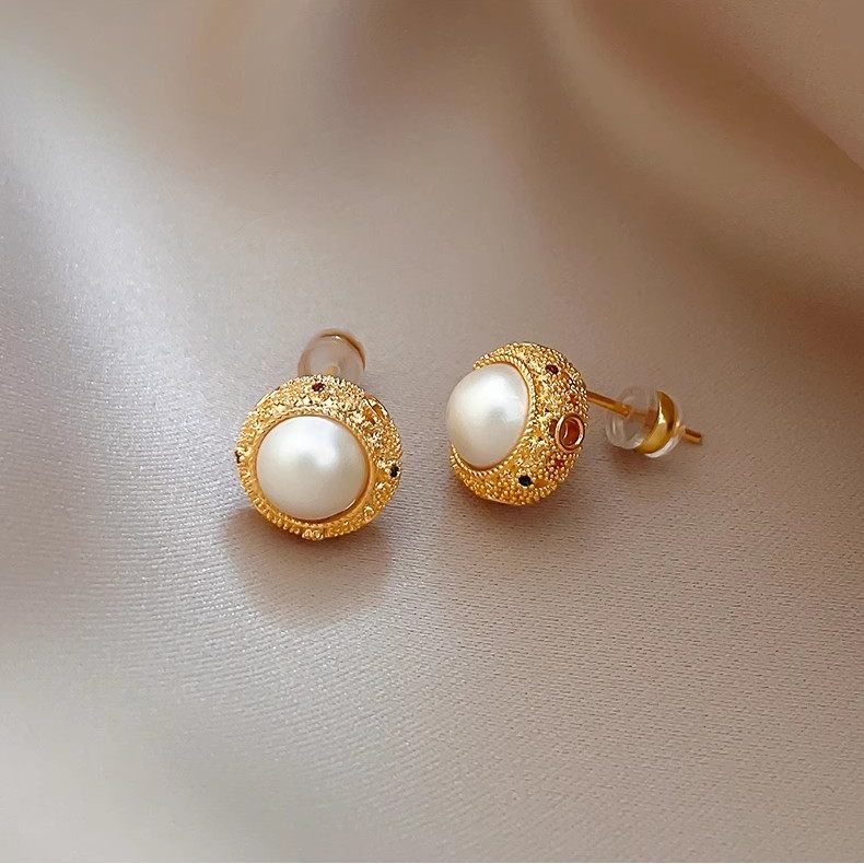 法式复古珍珠耳环2025新款高级感耳饰女名媛宫廷风适合夏天的耳钉