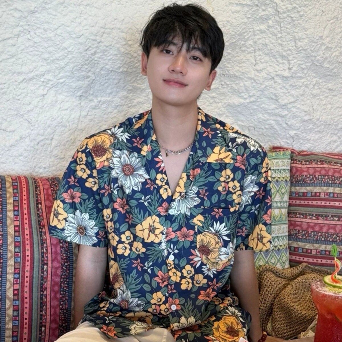 日系港风复古巴领宽松短袖花衬衫男夏沙滩风情侣款衬衣简约慵懒