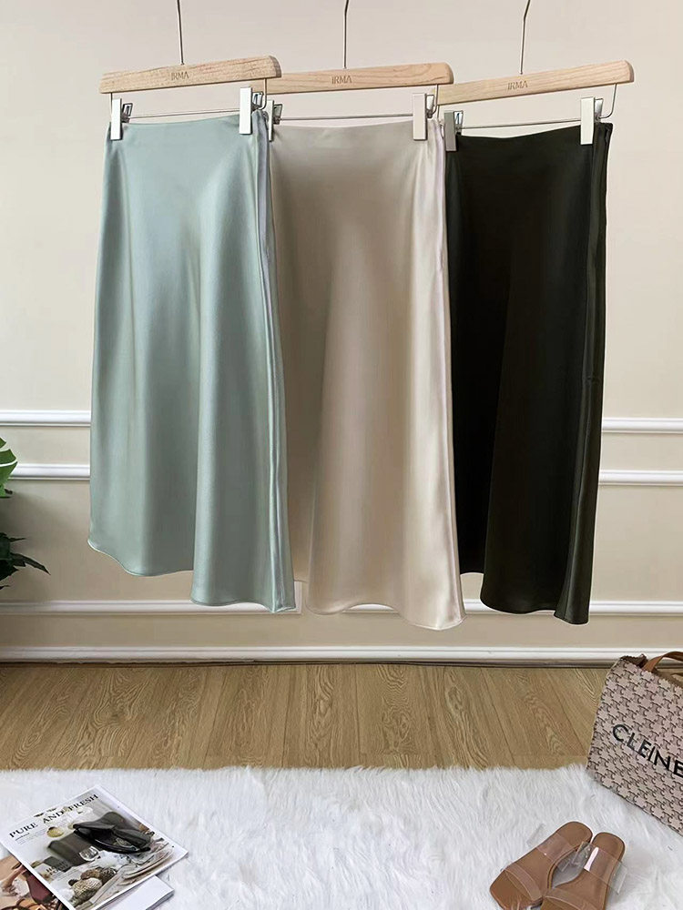 缎面半身裙女丝滑垂坠显瘦包臀裙