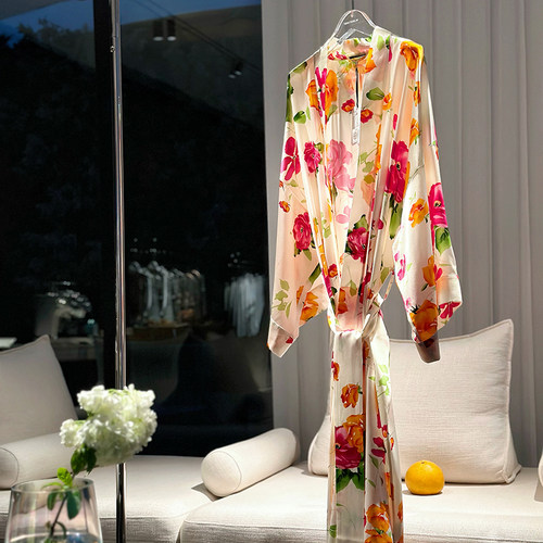 JW真丝日式油画花纹优雅睡袍