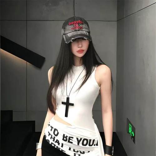 黑色十字架吊坠项链女小众设计感