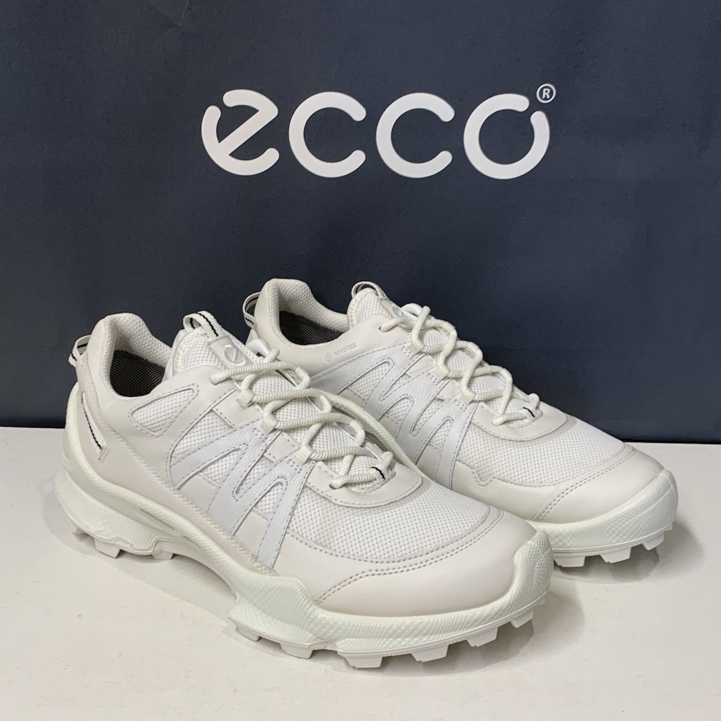 爱步ECCO男鞋gtx防水健步踪迹C减震防滑户外运动鞋跑步鞋803254