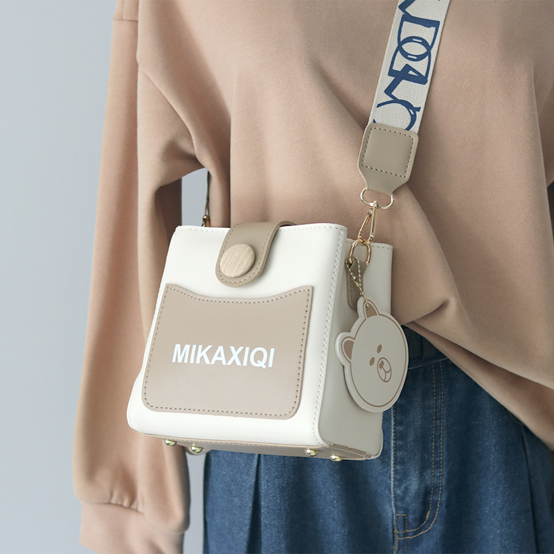 百搭ins包包女2024新款秋季超火爆款撞色水桶包时尚单肩包斜挎包