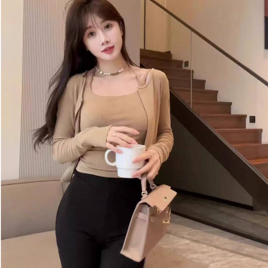 挂脖吊带加开衫两件套女夏季薄款披肩针织外搭纯欲辣妹短款小外套