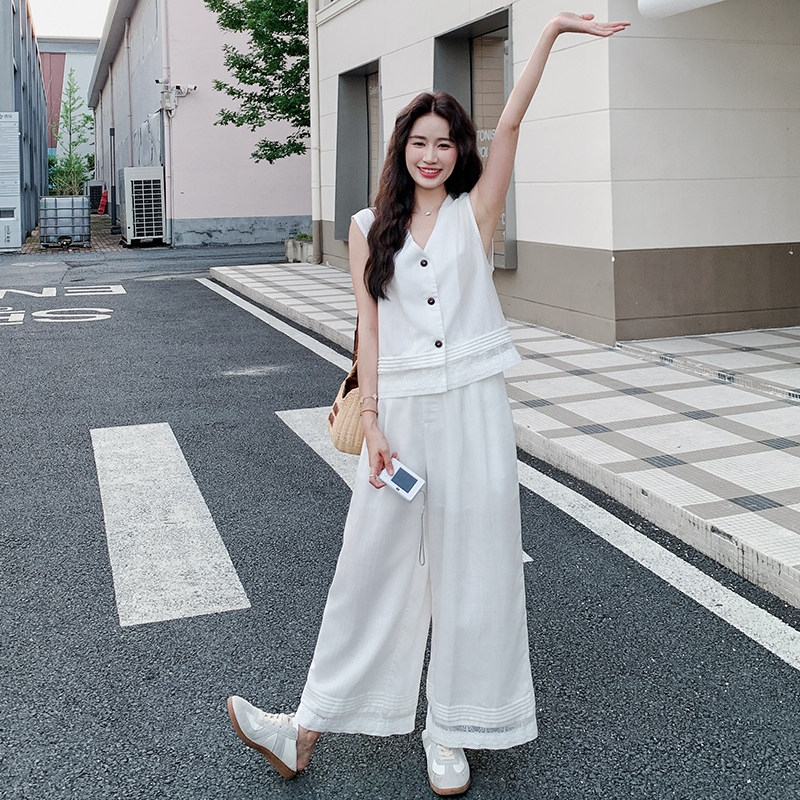 设计感蕾丝拼接马甲阔腿裤两件套女夏薄款气质通勤休闲宽松套装,女装套装/套裙,浙宝099