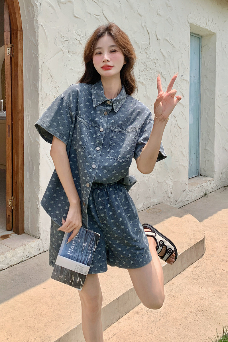 蓝色复古印花牛仔套装女夏装2024新款韩版薄款短袖衬衫短裤两件套,女装套装/套裙,浙宝099
