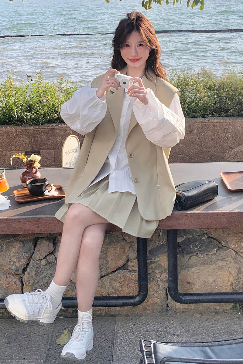 卡其色廓形西装马甲套装裙女2025春季新款韩系设计感百褶裙两件套,女装套装/套裙,浙宝099