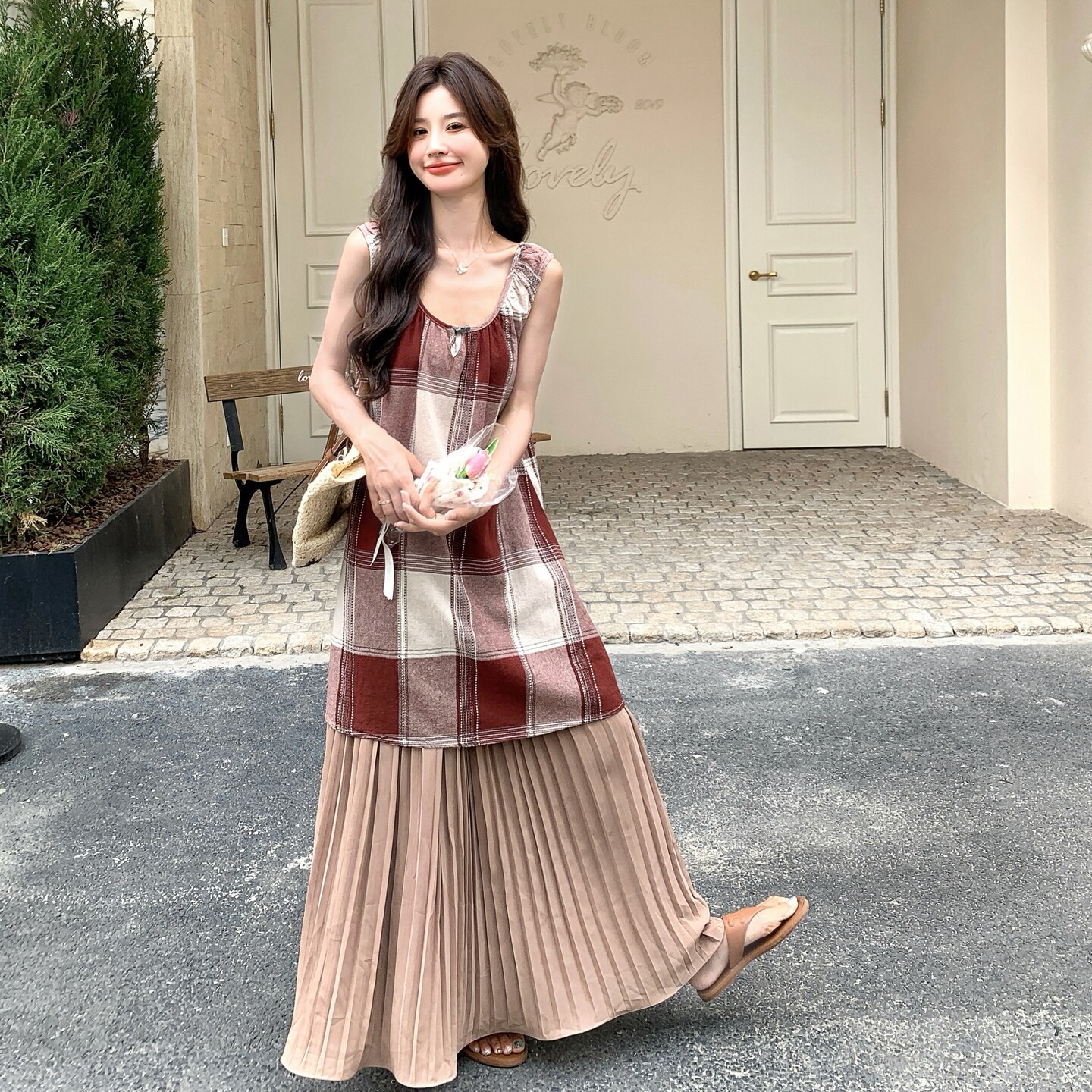法式格纹v领背心连衣裙套装女2025新款复古高级感半身裙两件套,女装连衣裙,浙宝099
