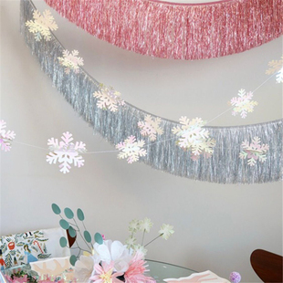立体雪花挂饰拉旗彩虹珠光白雪花片拉花生日派对装饰流苏雨丝门帘