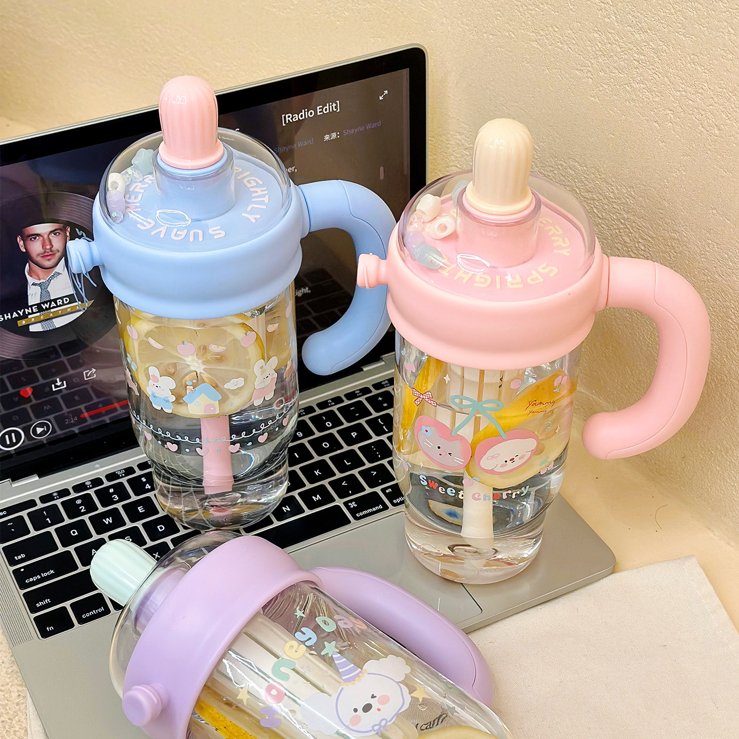 可爱吸管杯水杯大容量女生高颜值大手柄便携茶水分离双饮杯子水壶