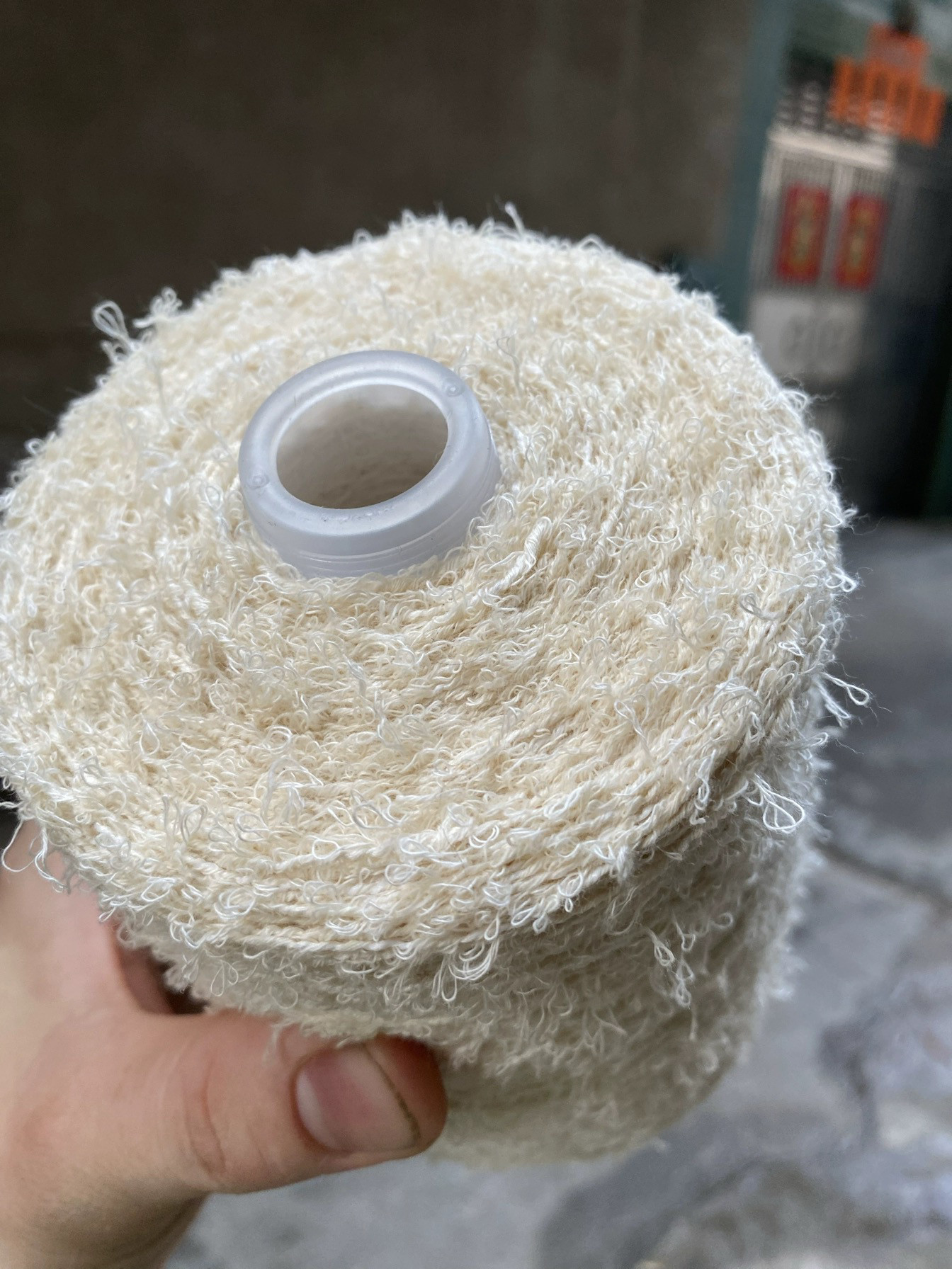 台湾特色花式纱棉纱线 可钩可织中粗毛衣披肩包包手编线