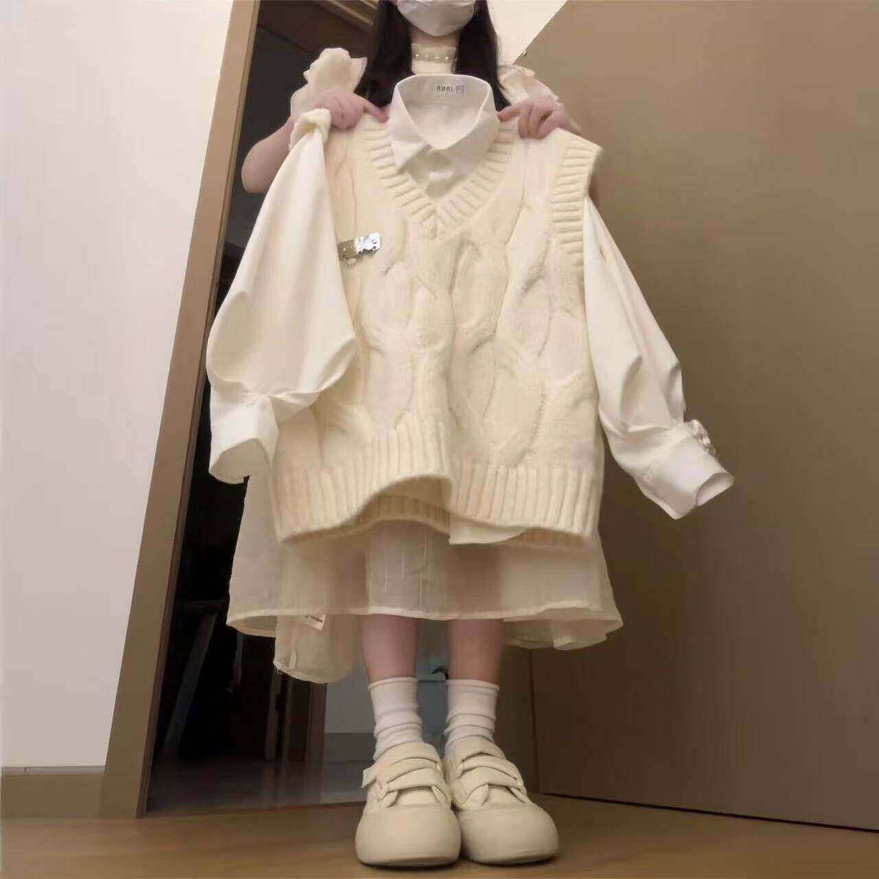 韩版学院风杏色麻花软糯针织衫马甲背心+白色长袖衬衫两件/套装女