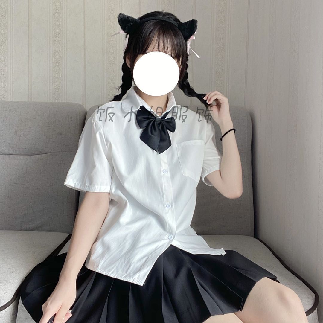 学院风基础款奶白短袖衬衣学生