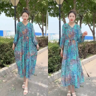 大码胖妹妹雪纺沙滩裙抽绳收腰休闲防晒碎花中长款长袖连衣裙百搭