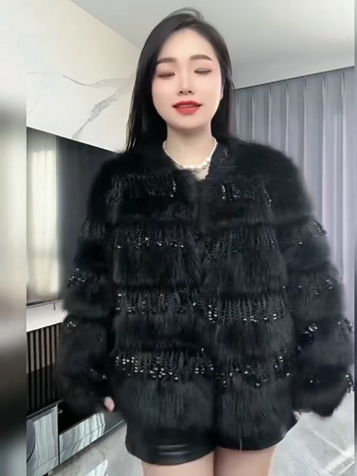 2026年春季新款时尚百搭亮片设计感皮草外套女宽松显瘦毛毛大衣潮,女装/女士精品,皮草,淘宝优惠券,粉丝福利购,淘宝优惠卷