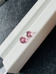 0.98ct天然碧玺樱花粉色正圆形切割全净体可配耳钉