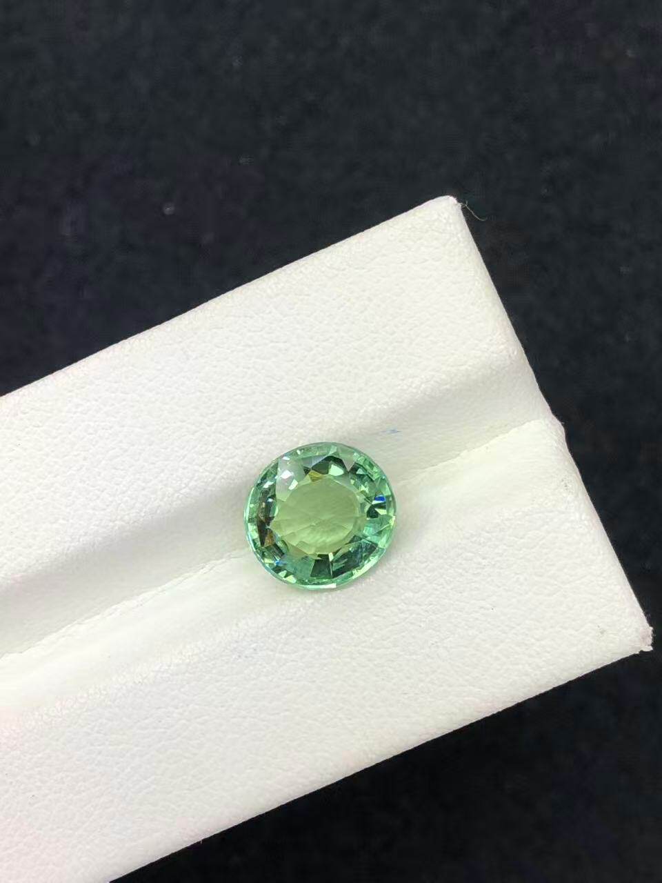 3.38克拉薄荷绿碧玺圆形精切晶体干净颜色透亮9*9.8mm