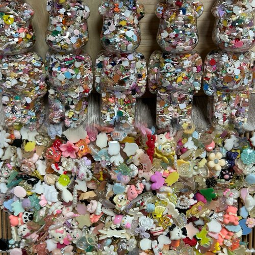 1000颗+卡通小贴片饰品混装大熊瓶美甲发夹手工立体可爱配饰材料