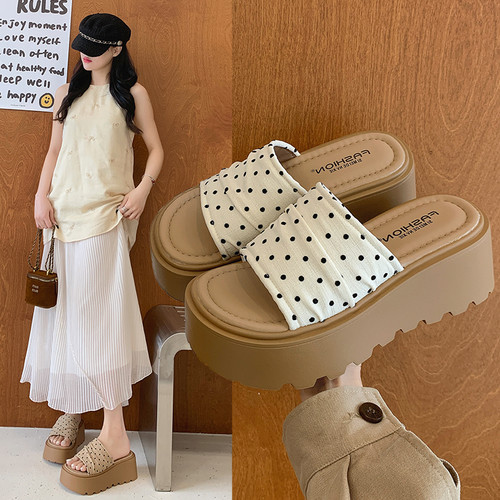 增高7cm厚底一字拖女夏松糕凉拖鞋百搭舒适外穿休闲日常波点拖鞋
