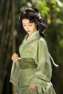 马山楚墓战国袍大放量拖尾直裾日常直裾袍女 复原款 皇承司 苍翠