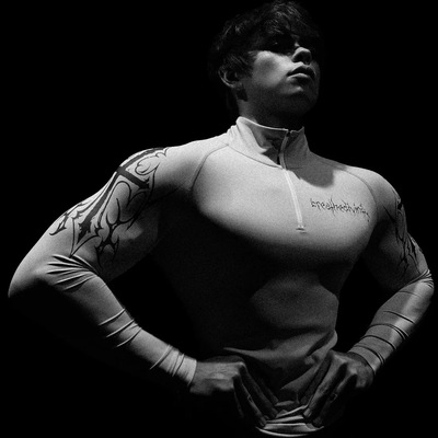 健身男半拉链训练修身速干长袖