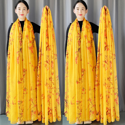 超大新款丝巾女士长款时尚高档围巾妈妈洋气印花披肩亮黄沙滩纱巾