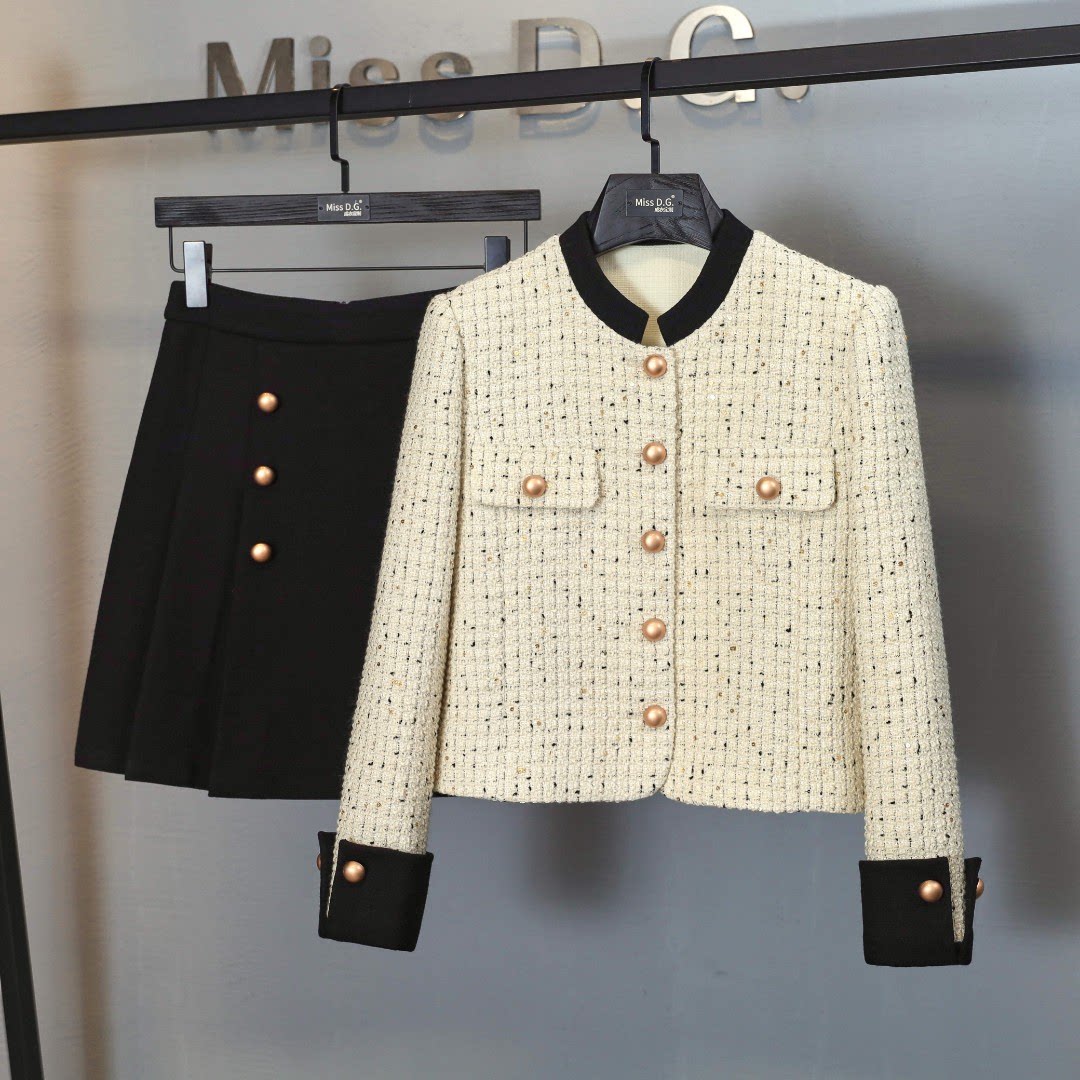 小香风套装女秋名媛气质短外套百搭黑色百褶裙两件套12X