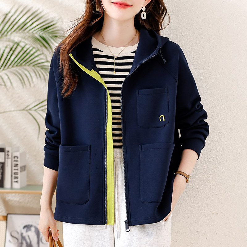 实拍 时尚撞色连帽外套女秋季宽松上衣2025大码欧货洋气女装