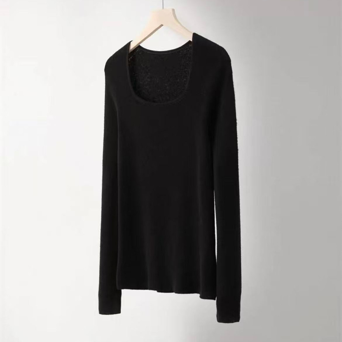 简约圆领套头内外搭上衣女新款百搭休闲纯色长袖打底衫