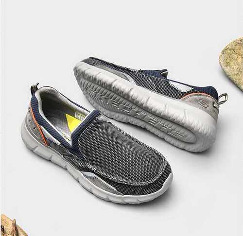 skechers斯凯奇轻便出行男鞋通勤风软底缓震休闲鞋一脚蹬210465