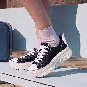 skechers斯凯奇舒适休闲鞋女鞋厚底帆布鞋百搭运动鞋177435